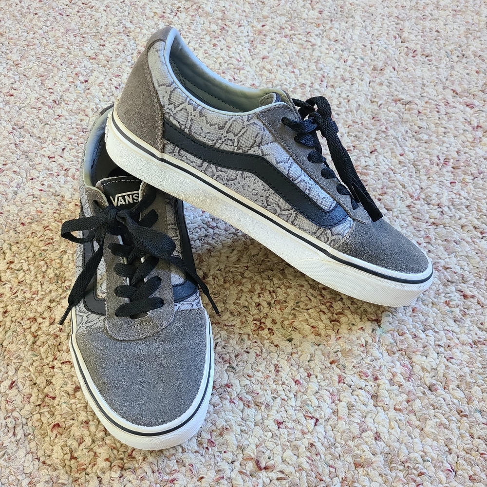 VANS Womens Ward Snake Gargoyle Skate Shoes Size 7.5